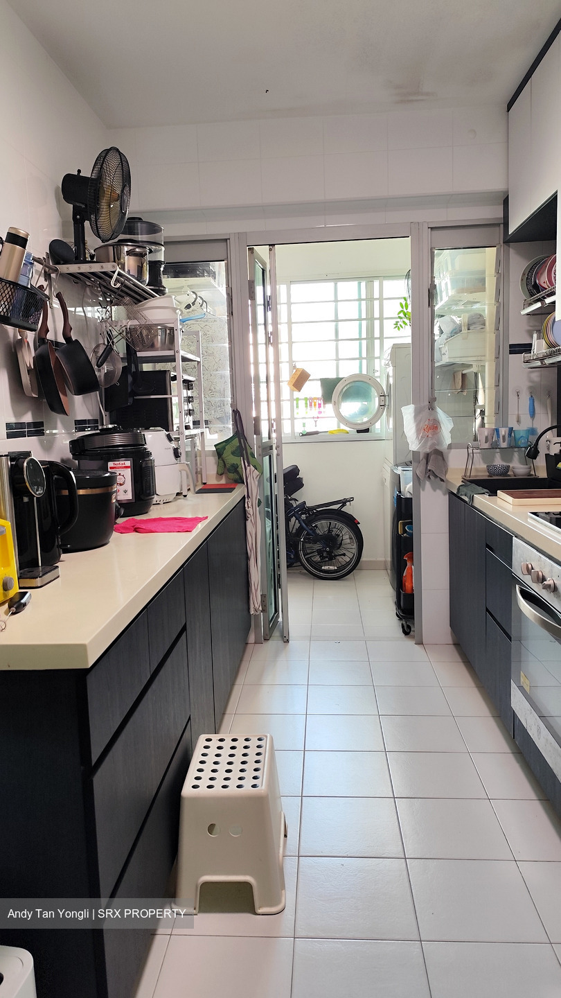 Blk 429B Orchid Spring @ Yishun (Yishun), HDB 4 Rooms #448846261